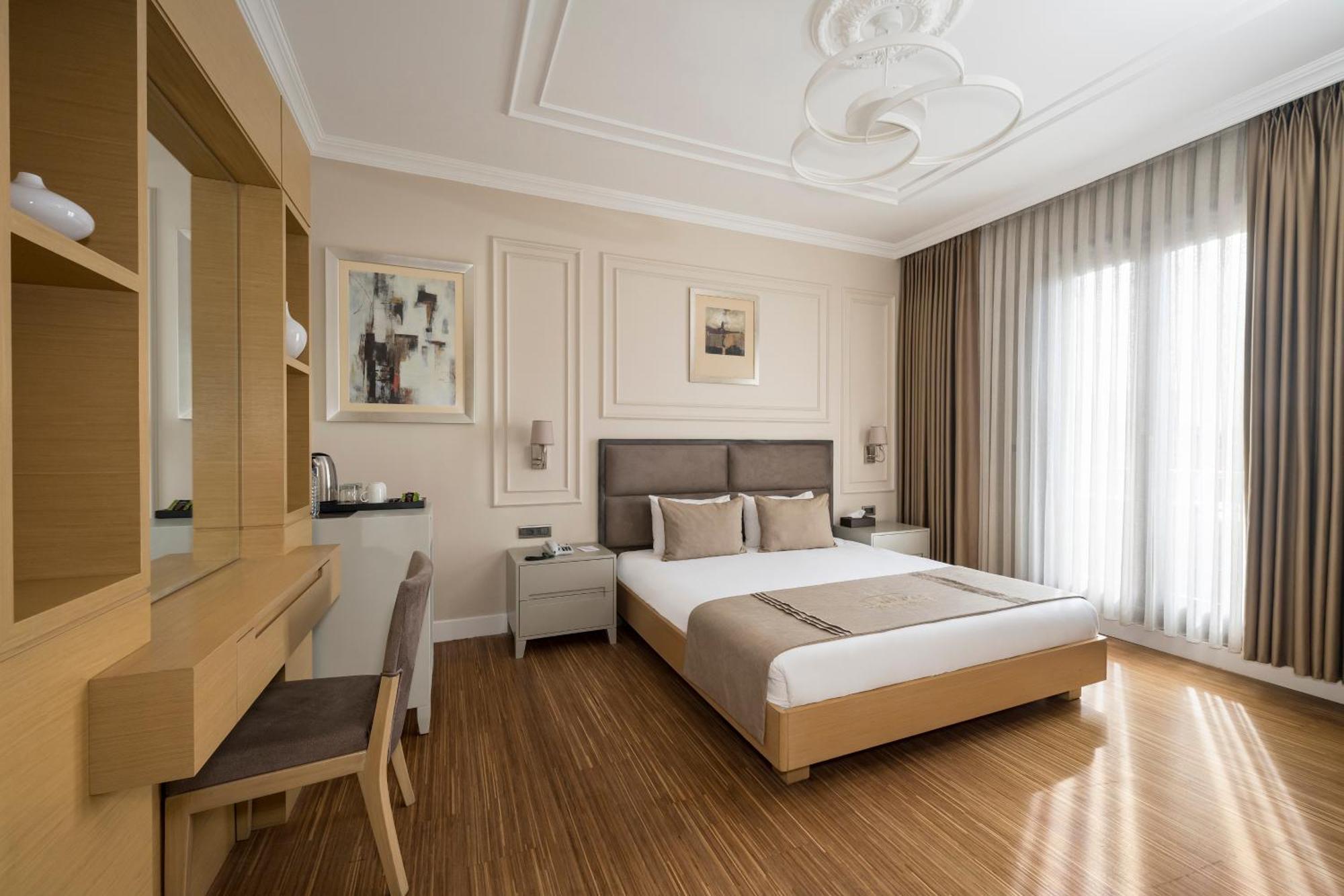 Continental Hotel Pera Istanbul Exterior foto